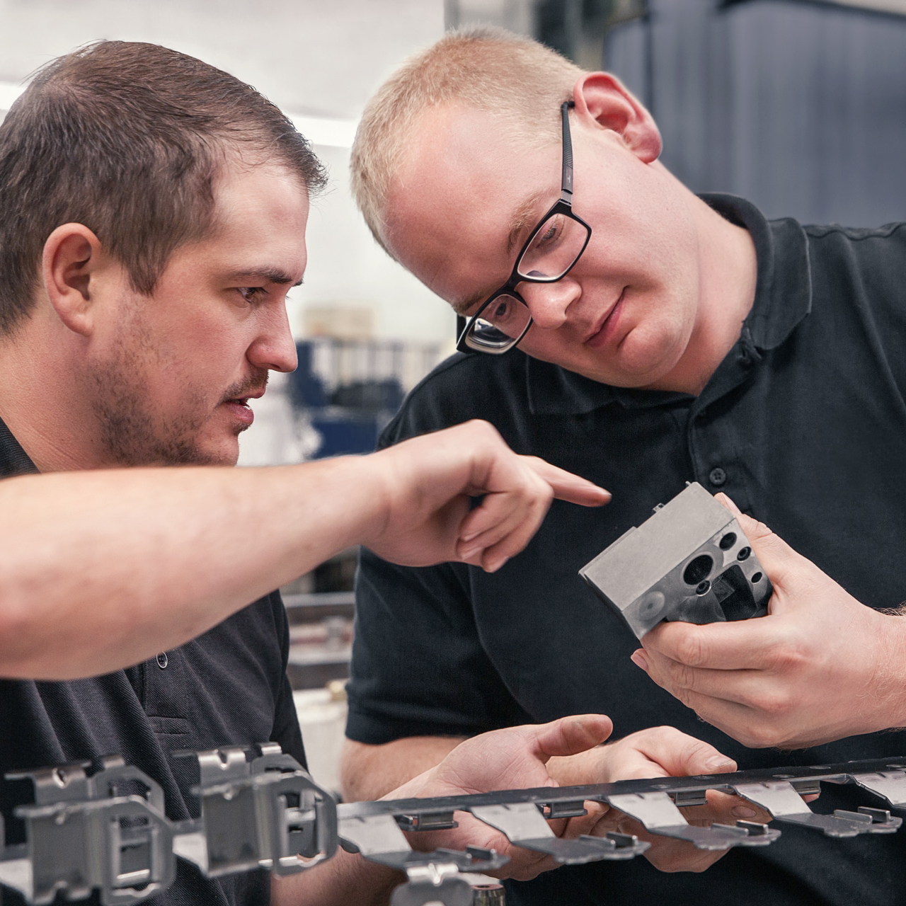 Geimeinsame Arbeit Heinrich Huhn Metallbauteile