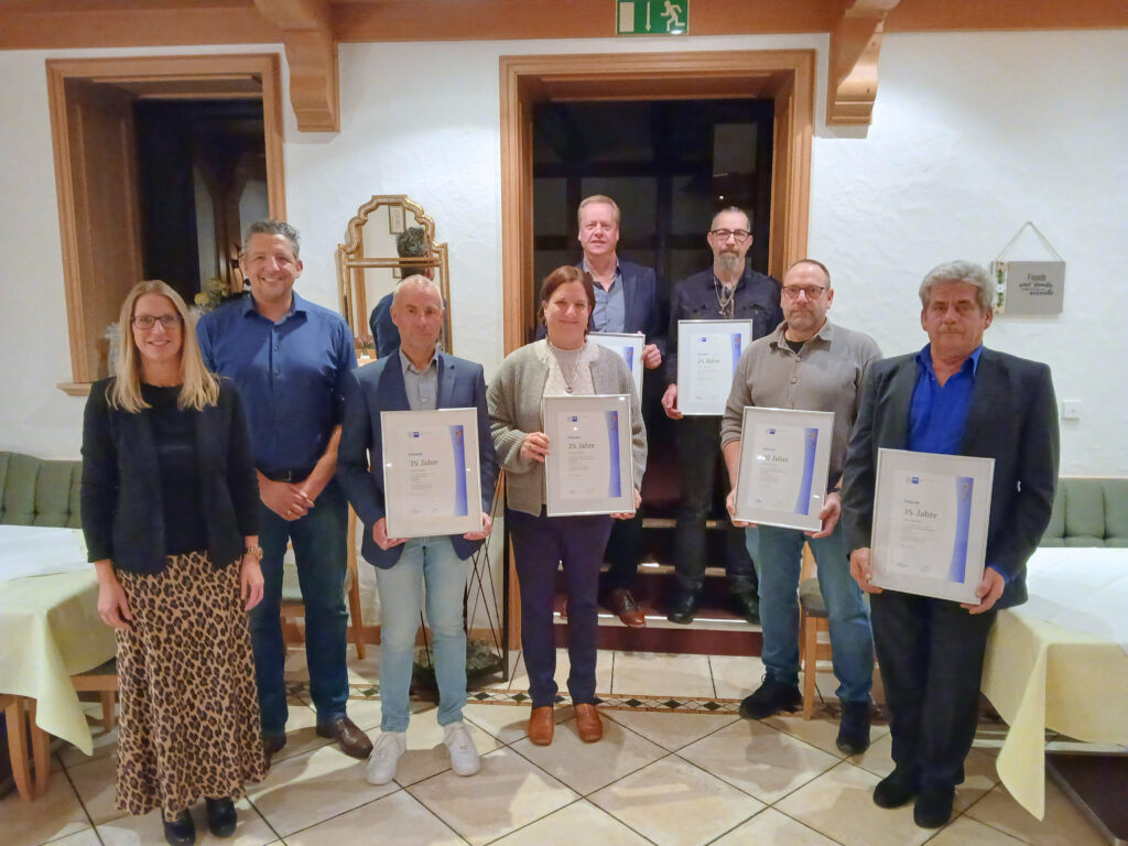 Die Anwesenden der Jubilarfeier 2025 des Standorts Drolshagen